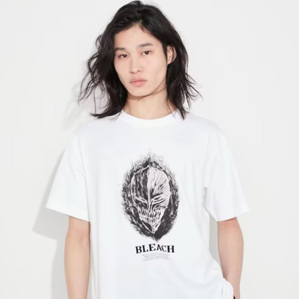 Uniqlo White Graphic Tee with Bleach Anime Design
